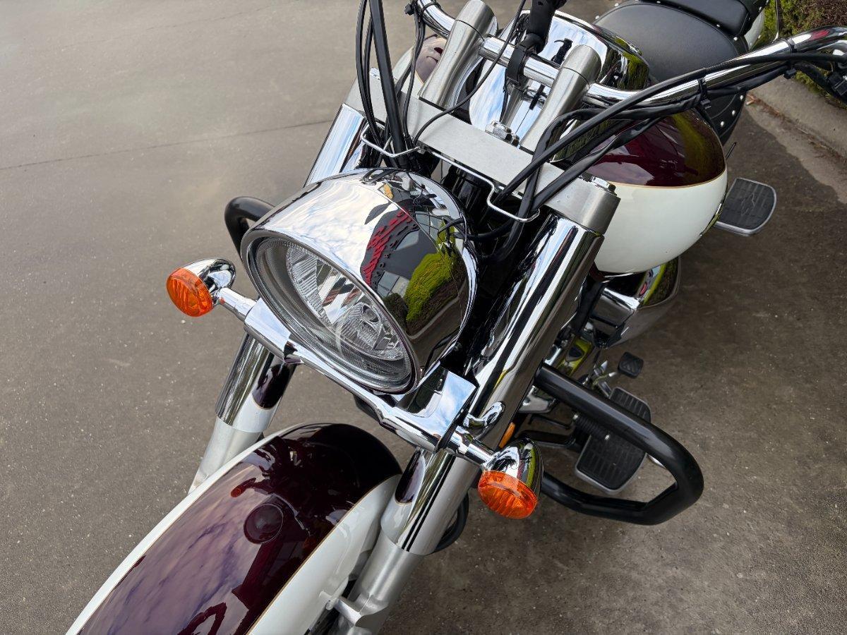 2010 SUZUKI VLR 1800T BOULEVARD (C109RT) CRUISER