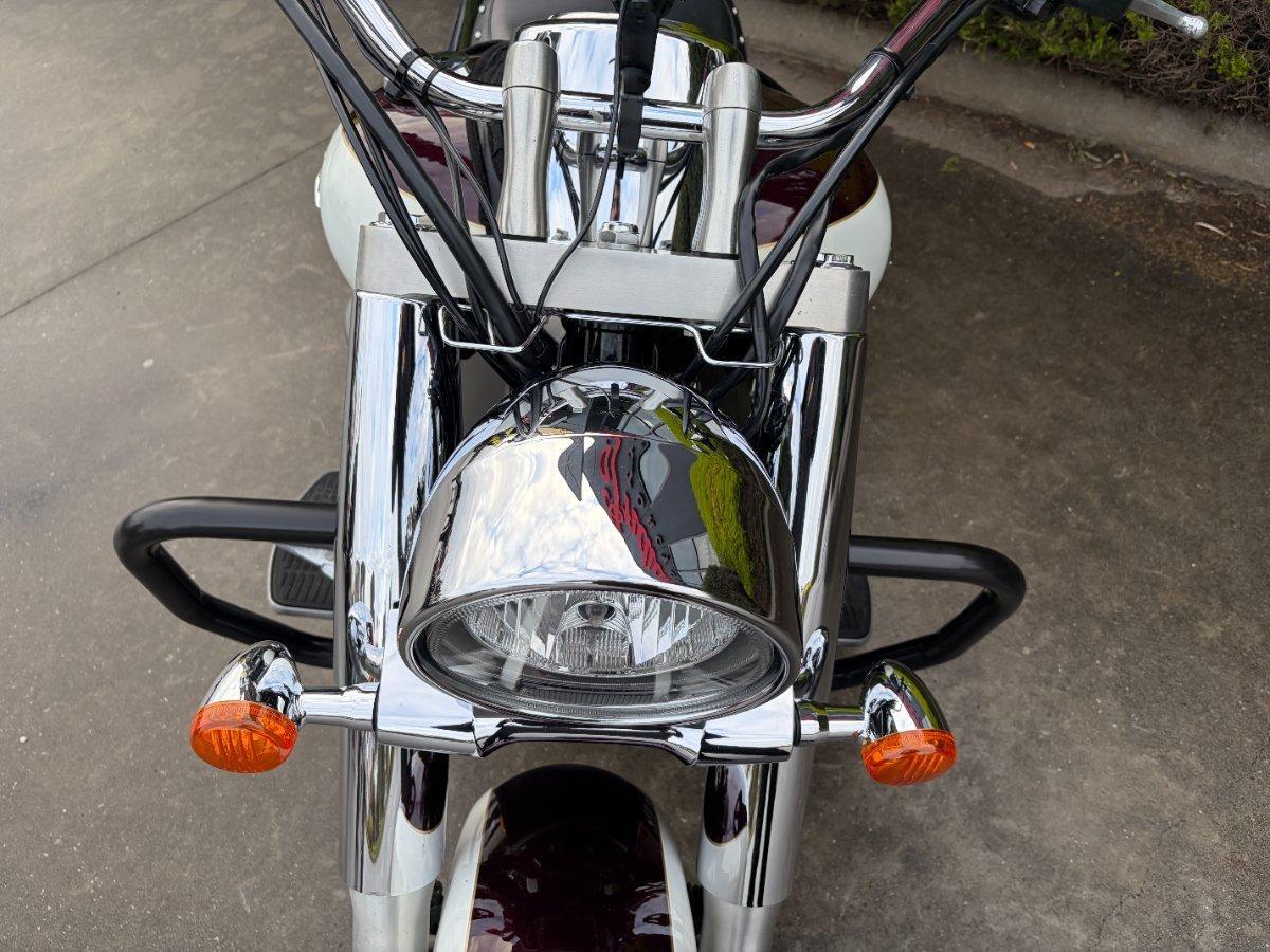 2010 SUZUKI VLR 1800T BOULEVARD (C109RT) CRUISER