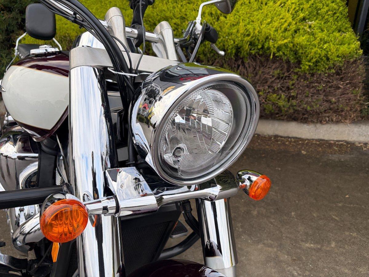 2010 SUZUKI VLR 1800T BOULEVARD (C109RT) CRUISER