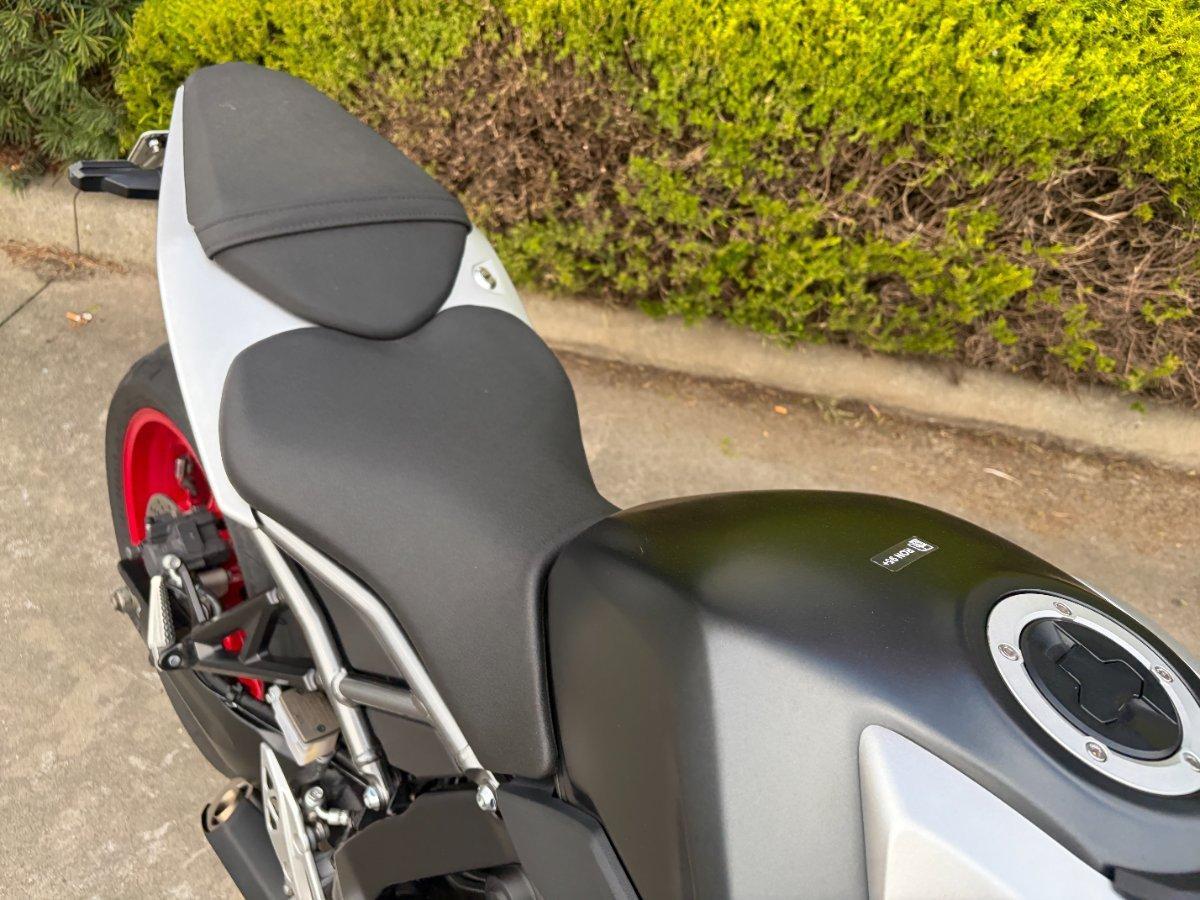2025 SUZUKI GSX-8R ROAD