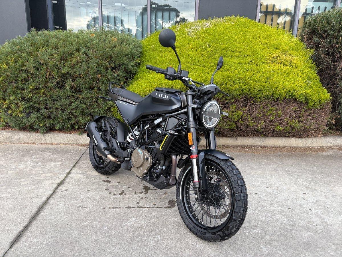 2023 HUSQVARNA SVARTPILEN 401 ROAD