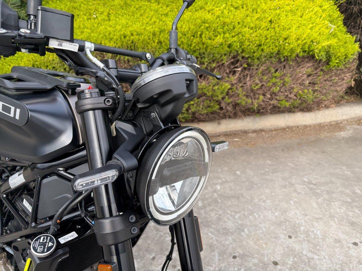 2023 HUSQVARNA SVARTPILEN 401 ROAD
