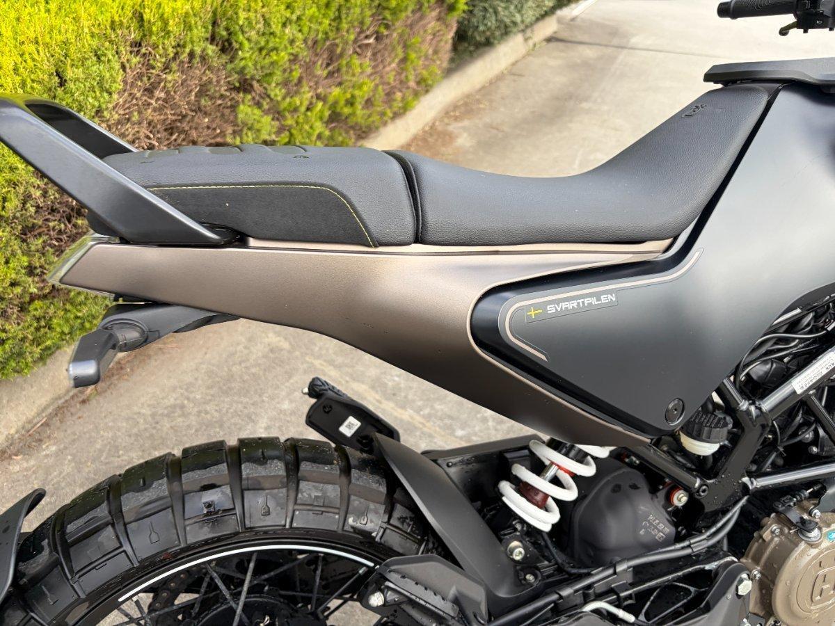 2023 HUSQVARNA SVARTPILEN 401 ROAD