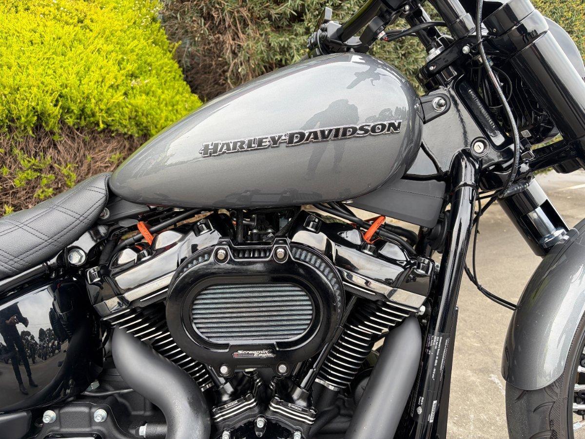 2022 HARLEY-DAVIDSON FXBRS BREAKOUT (114) CRUISER