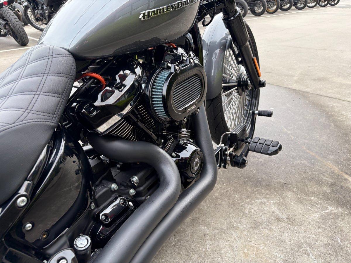 2022 HARLEY-DAVIDSON FXBRS BREAKOUT (114) CRUISER
