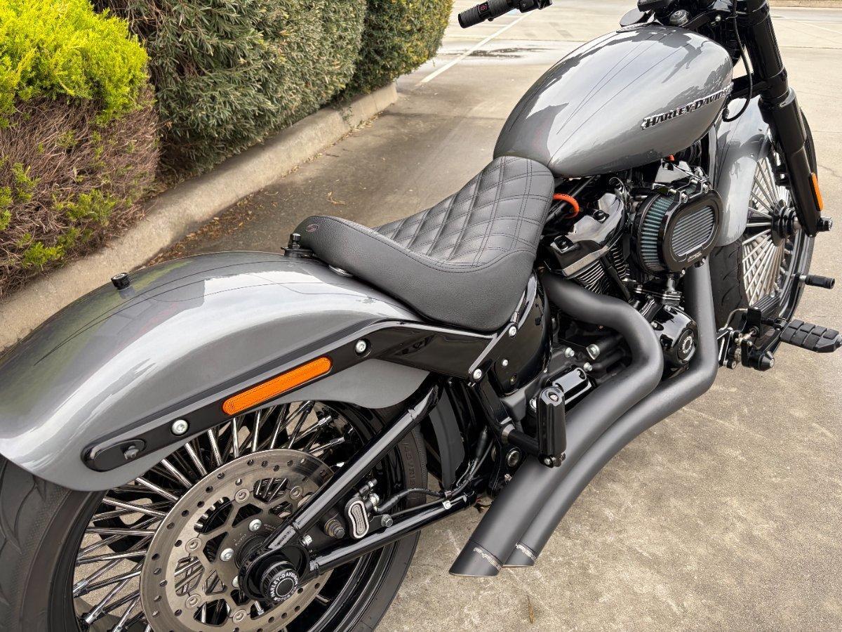 2022 HARLEY-DAVIDSON FXBRS BREAKOUT (114) CRUISER