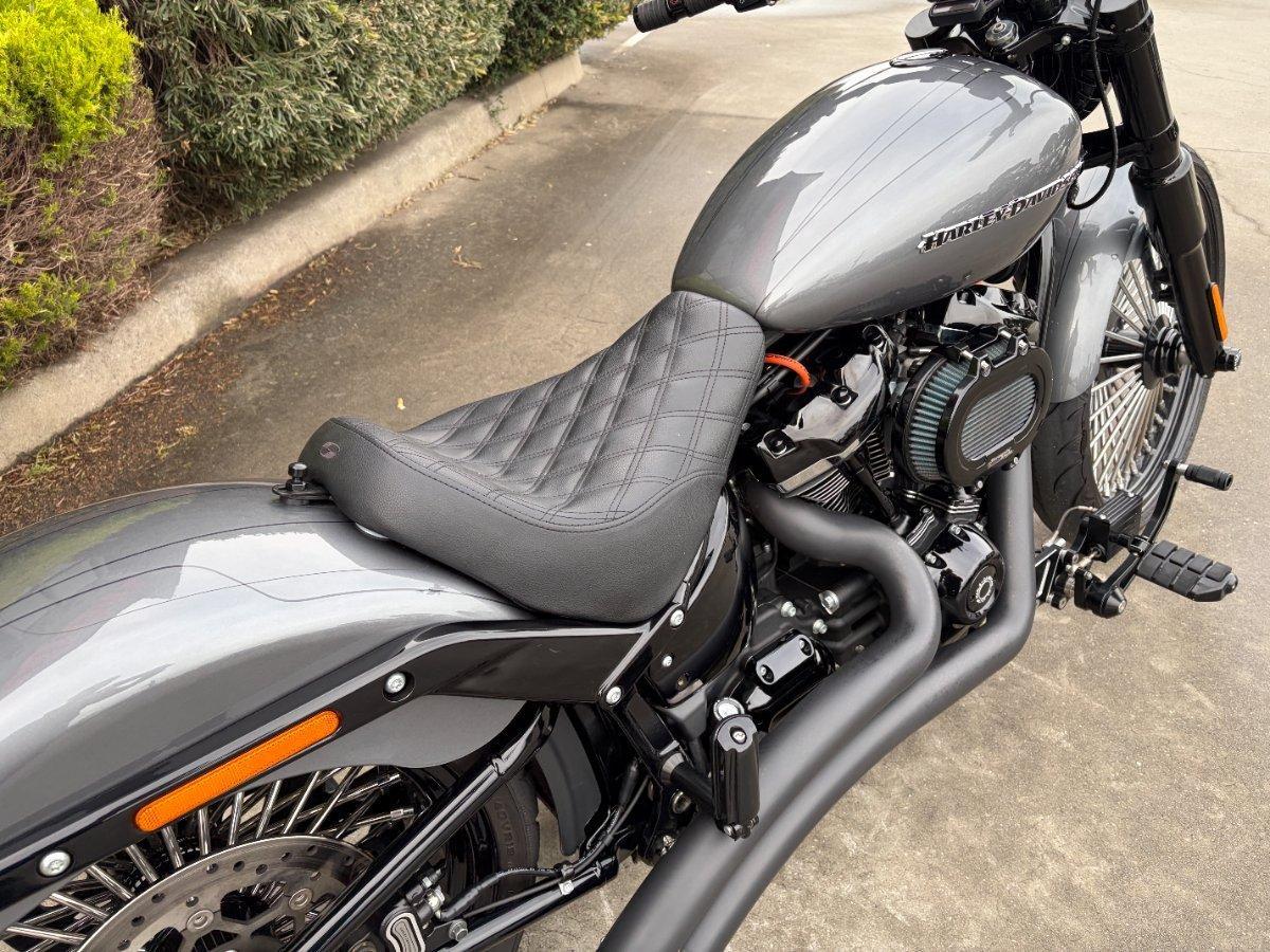 2022 HARLEY-DAVIDSON FXBRS BREAKOUT (114) CRUISER