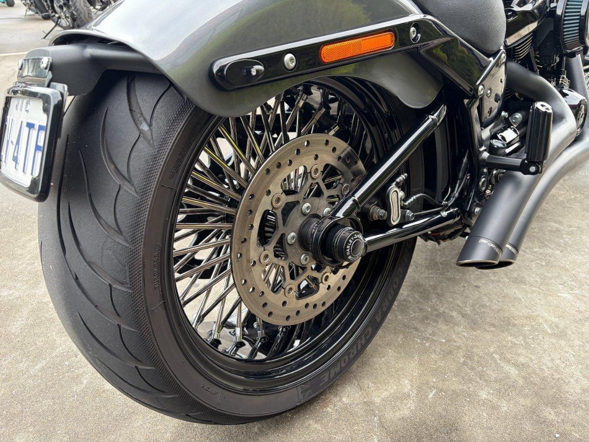 2022 HARLEY-DAVIDSON FXBRS BREAKOUT (114) CRUISER