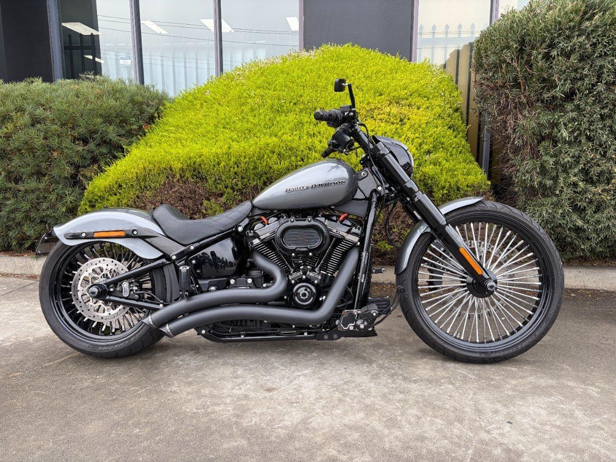 2022 HARLEY-DAVIDSON FXBRS BREAKOUT (114) CRUISER