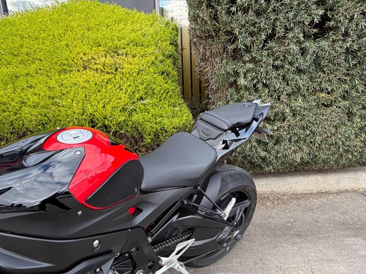 2017 BMW S 1000 R SPORTS
