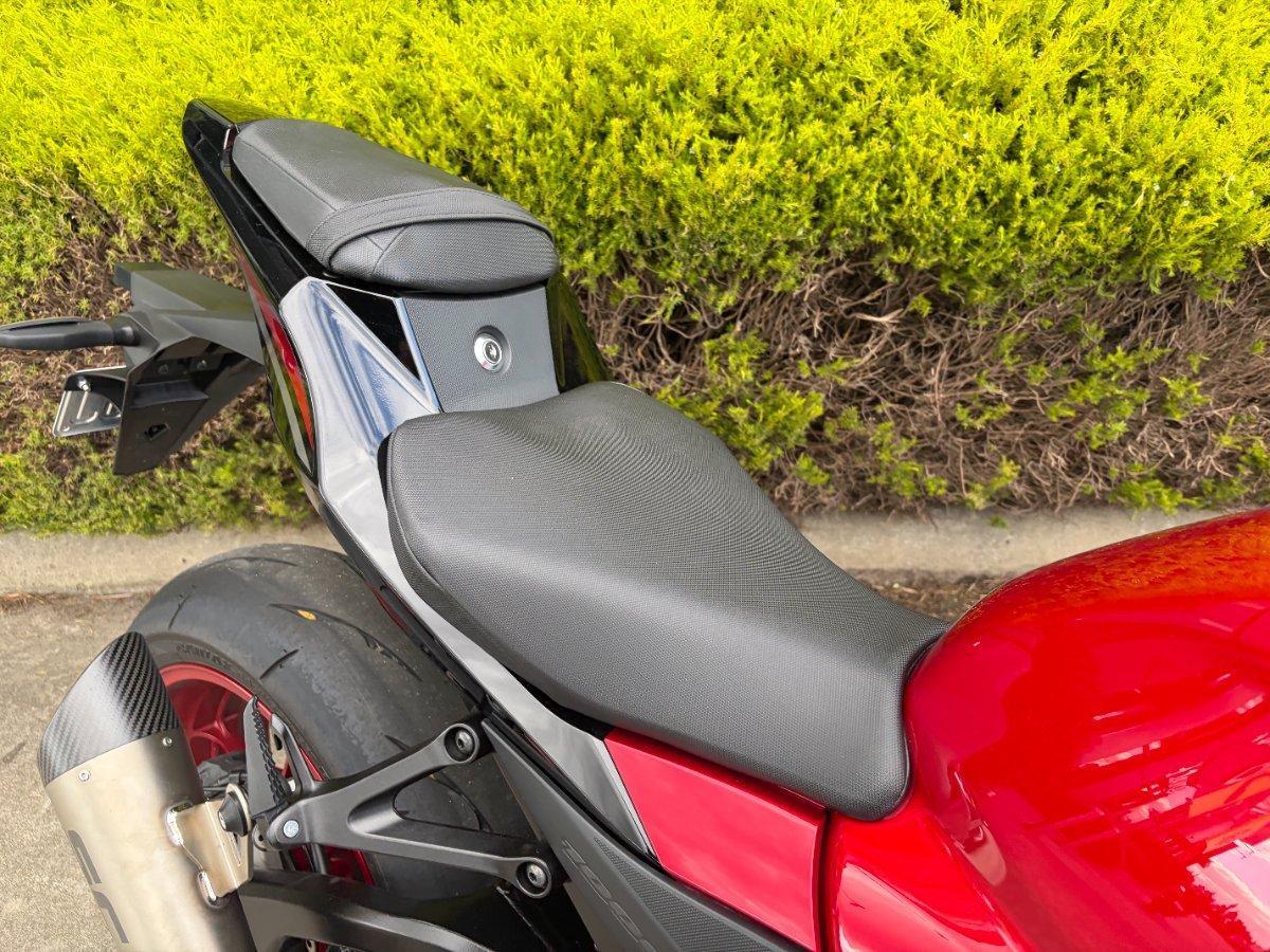 2025 SUZUKI GSX-R1000A SPORTS