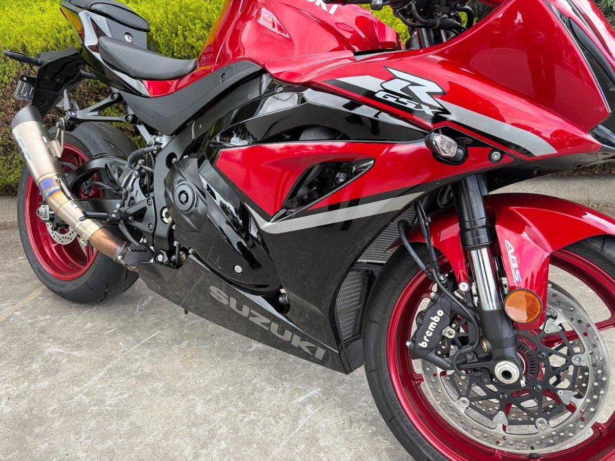 2025 SUZUKI GSX-R1000A SPORTS