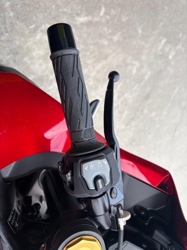 2025 SUZUKI GSX-R1000A SPORTS