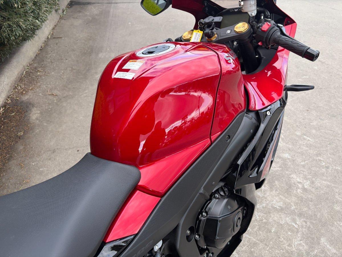 2025 SUZUKI GSX-R1000A SPORTS