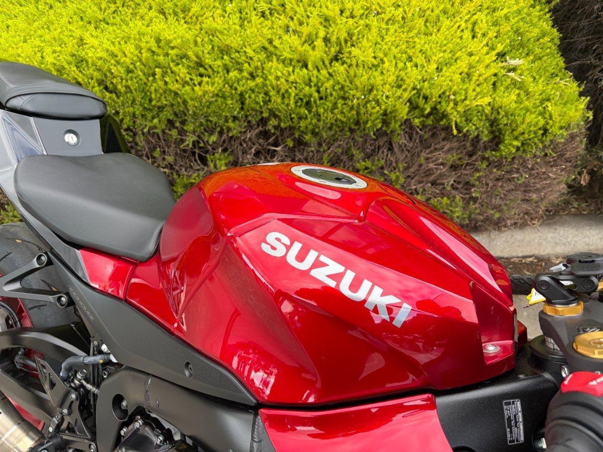 2025 SUZUKI GSX-R1000A SPORTS