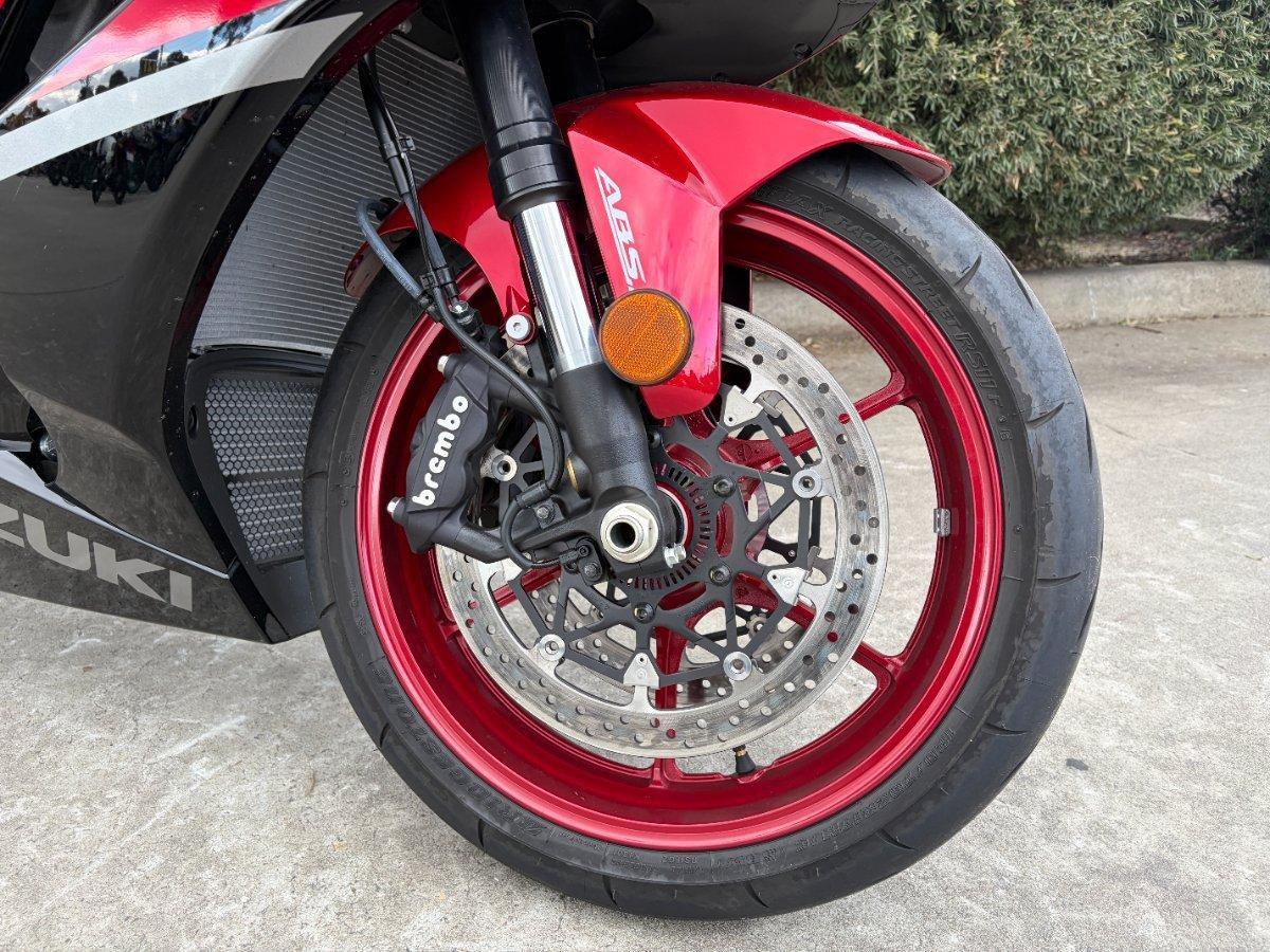2025 SUZUKI GSX-R1000A SPORTS