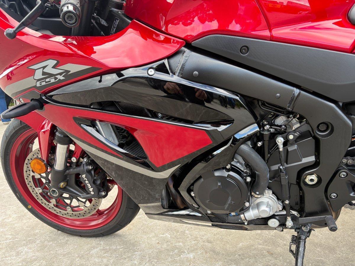 2025 SUZUKI GSX-R1000A SPORTS