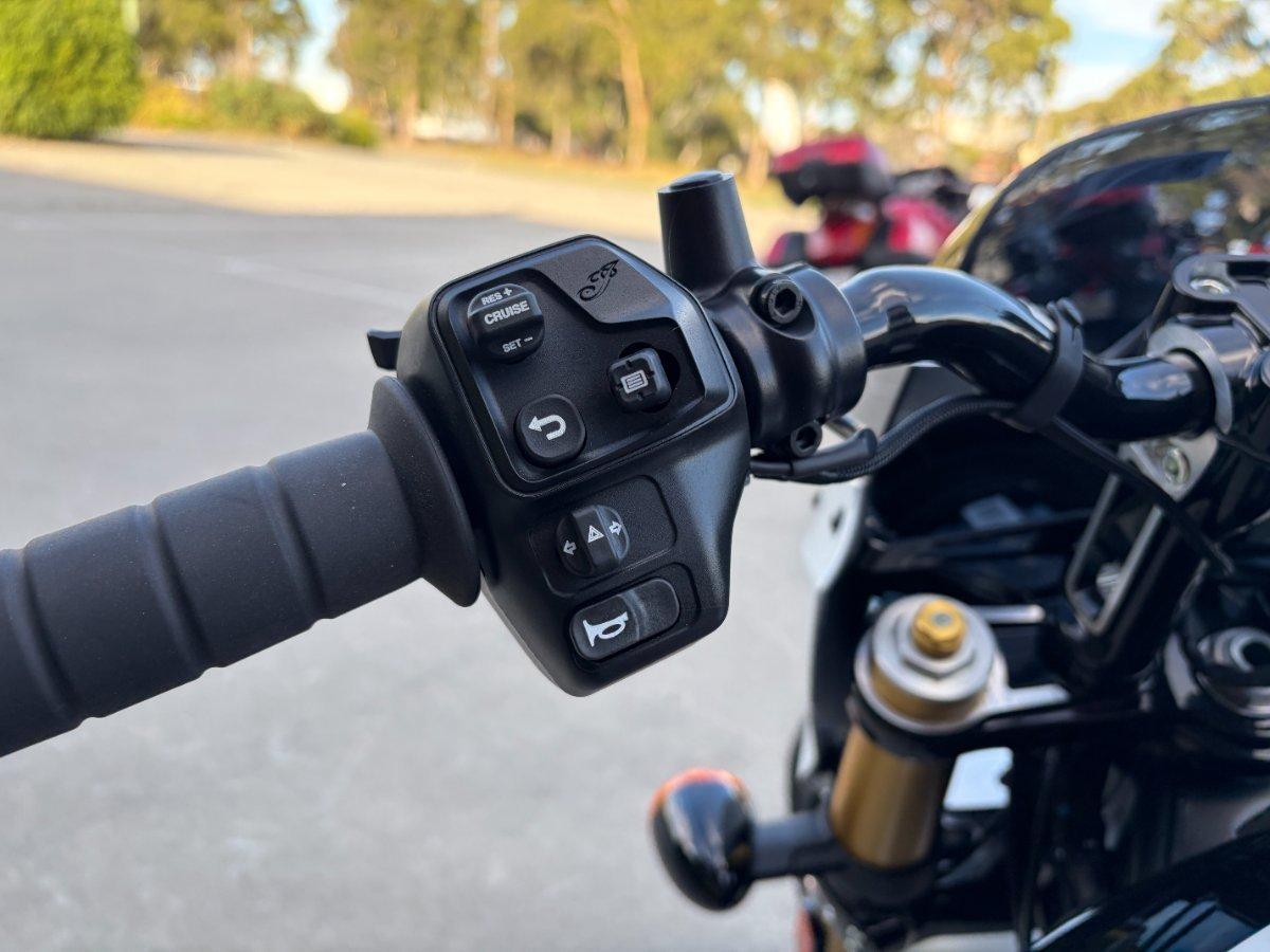 2025 INDIAN SCOUT 101 CRUISER