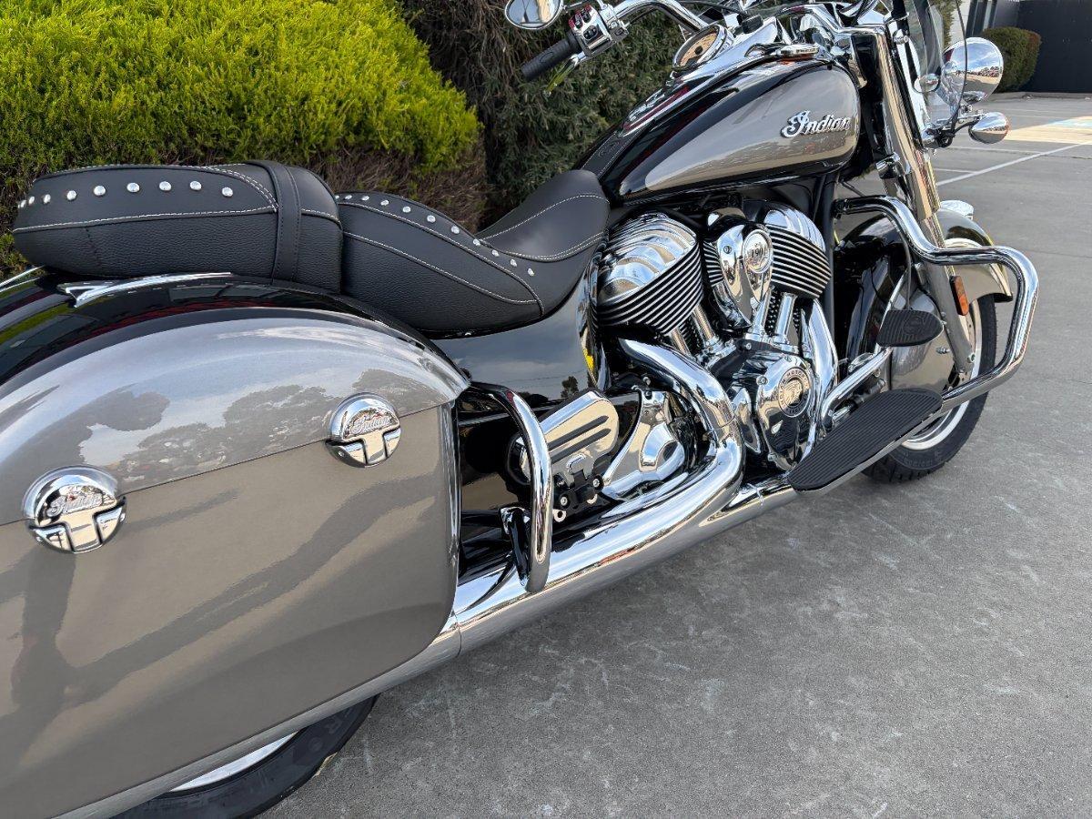 2025 INDIAN SPRINGFIELD CRUISER