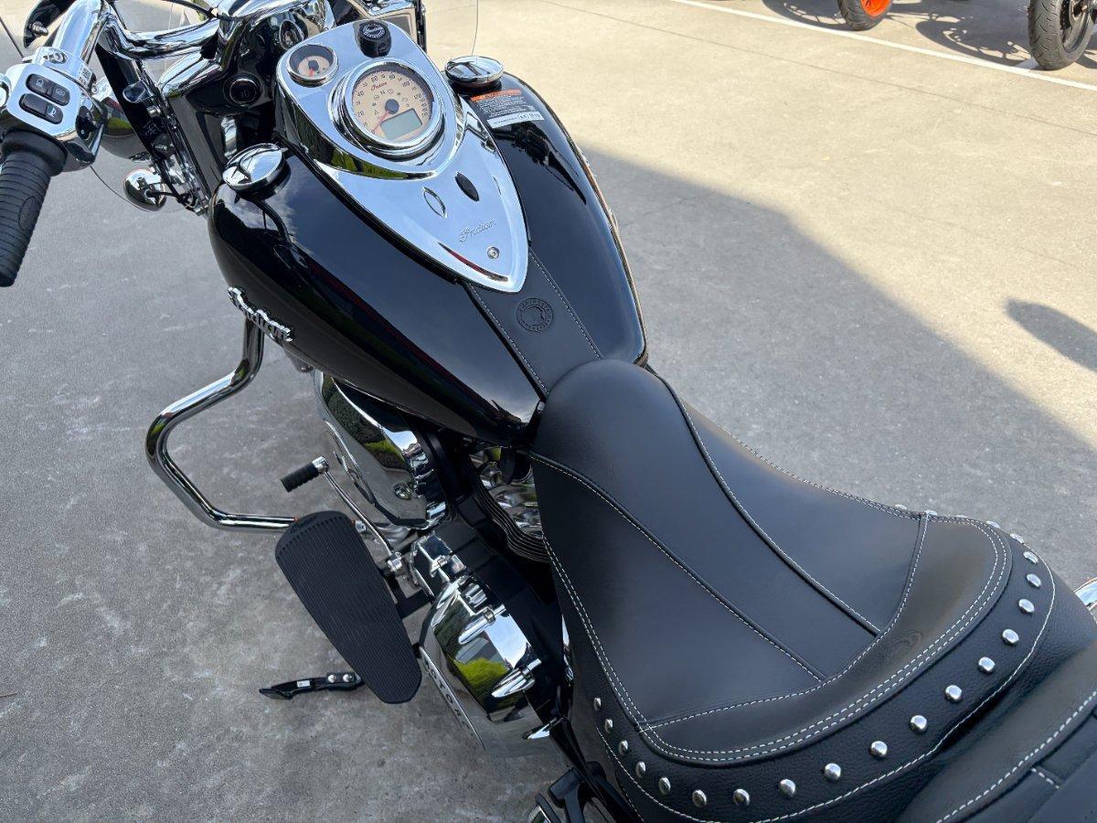 2025 INDIAN SPRINGFIELD CRUISER