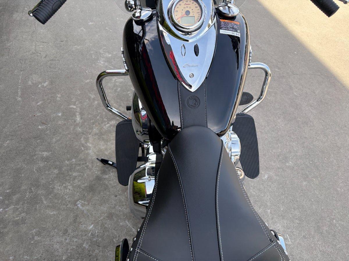 2025 INDIAN SPRINGFIELD CRUISER