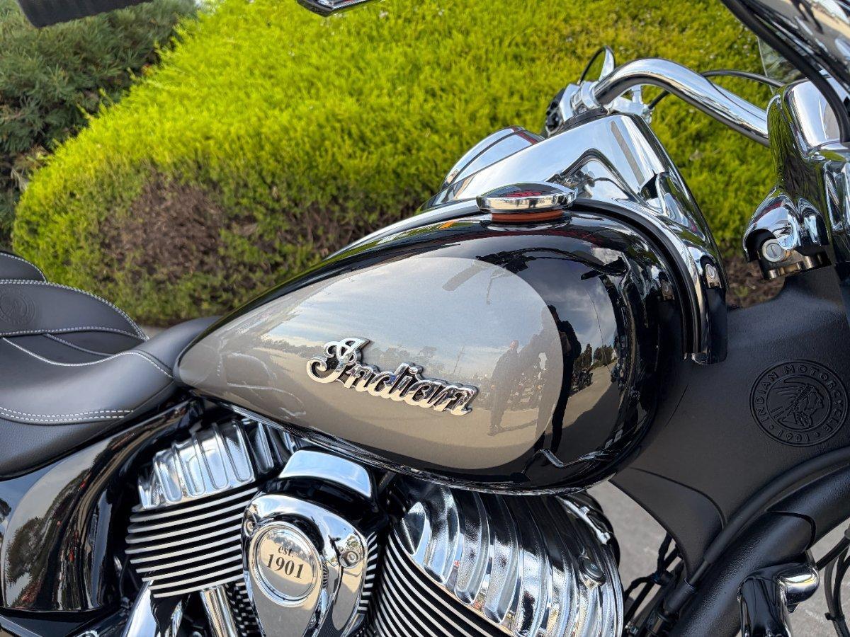 2025 INDIAN SPRINGFIELD CRUISER