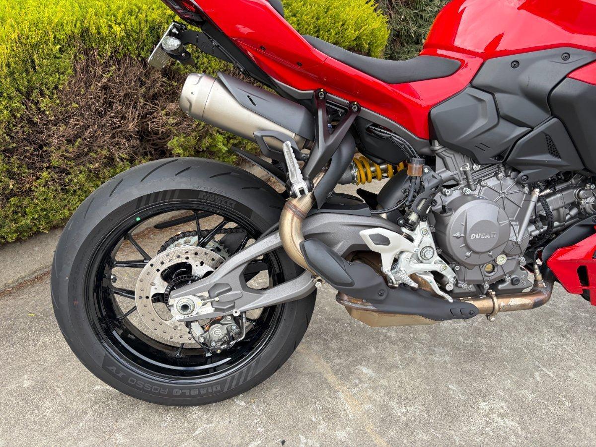 2025 DUCATI STREETFIGHTER V2 DUAL SPORTS
