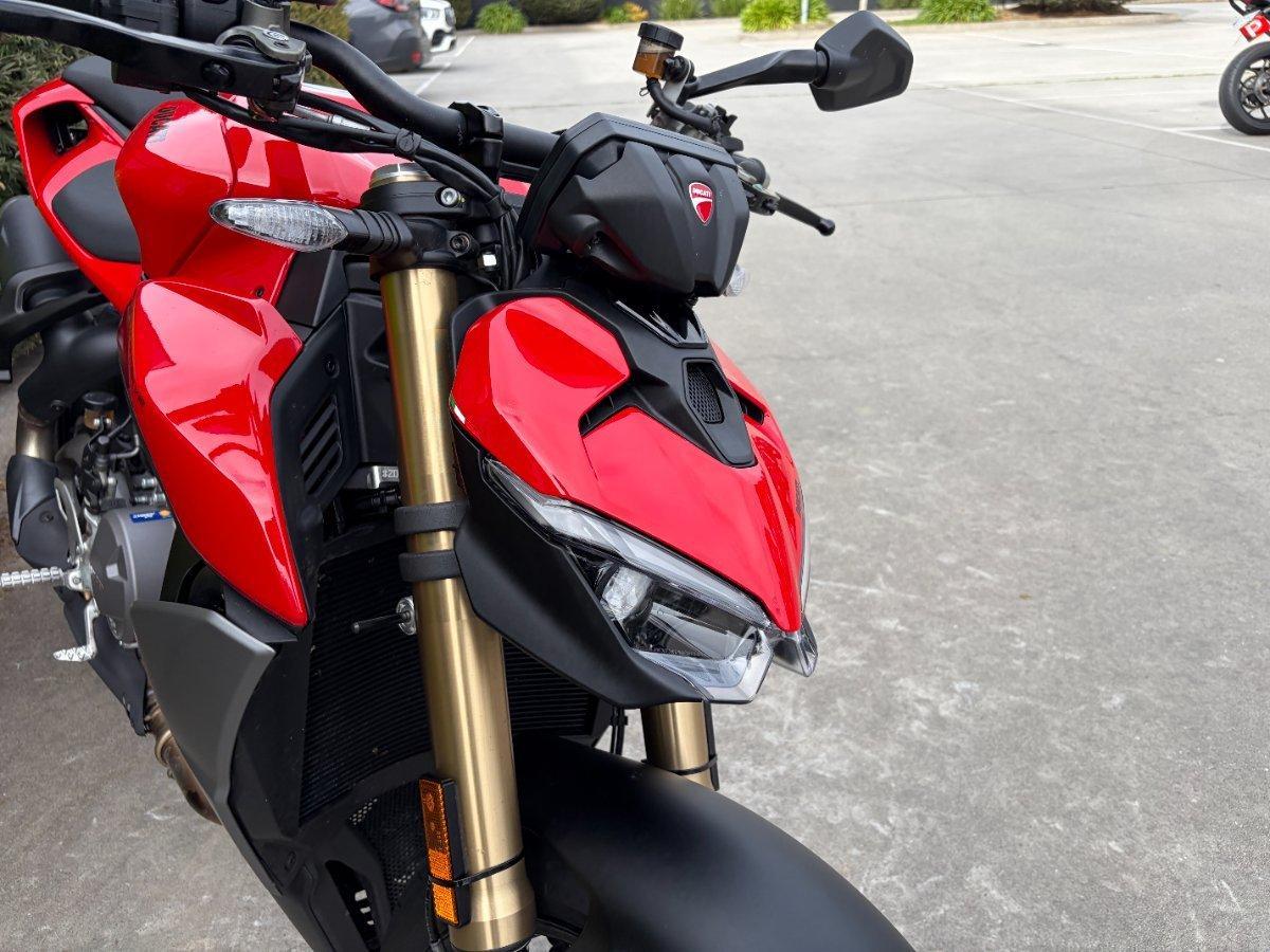 2025 DUCATI STREETFIGHTER V2 DUAL SPORTS