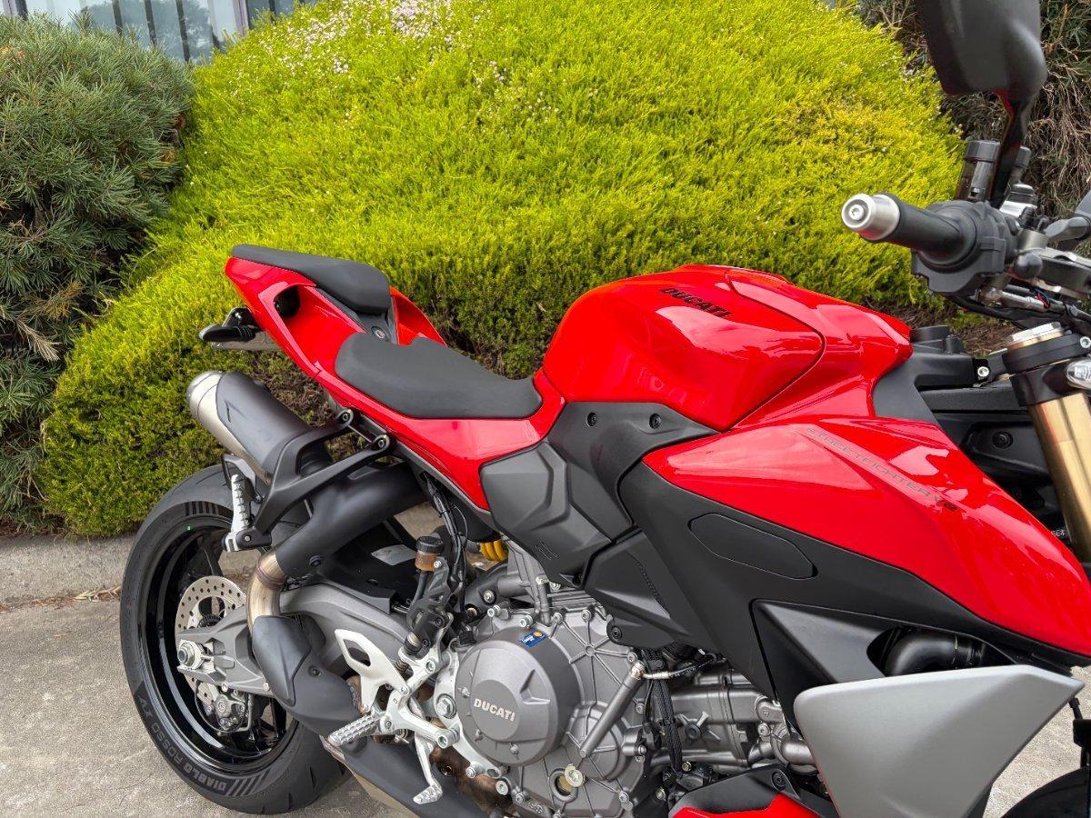 2025 DUCATI STREETFIGHTER V2 DUAL SPORTS