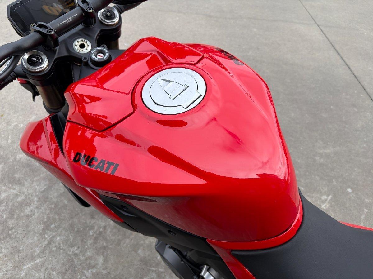 2025 DUCATI STREETFIGHTER V2 DUAL SPORTS