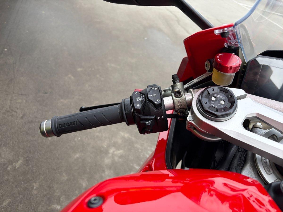 2019 DUCATI PANIGALE V4 SPORTS