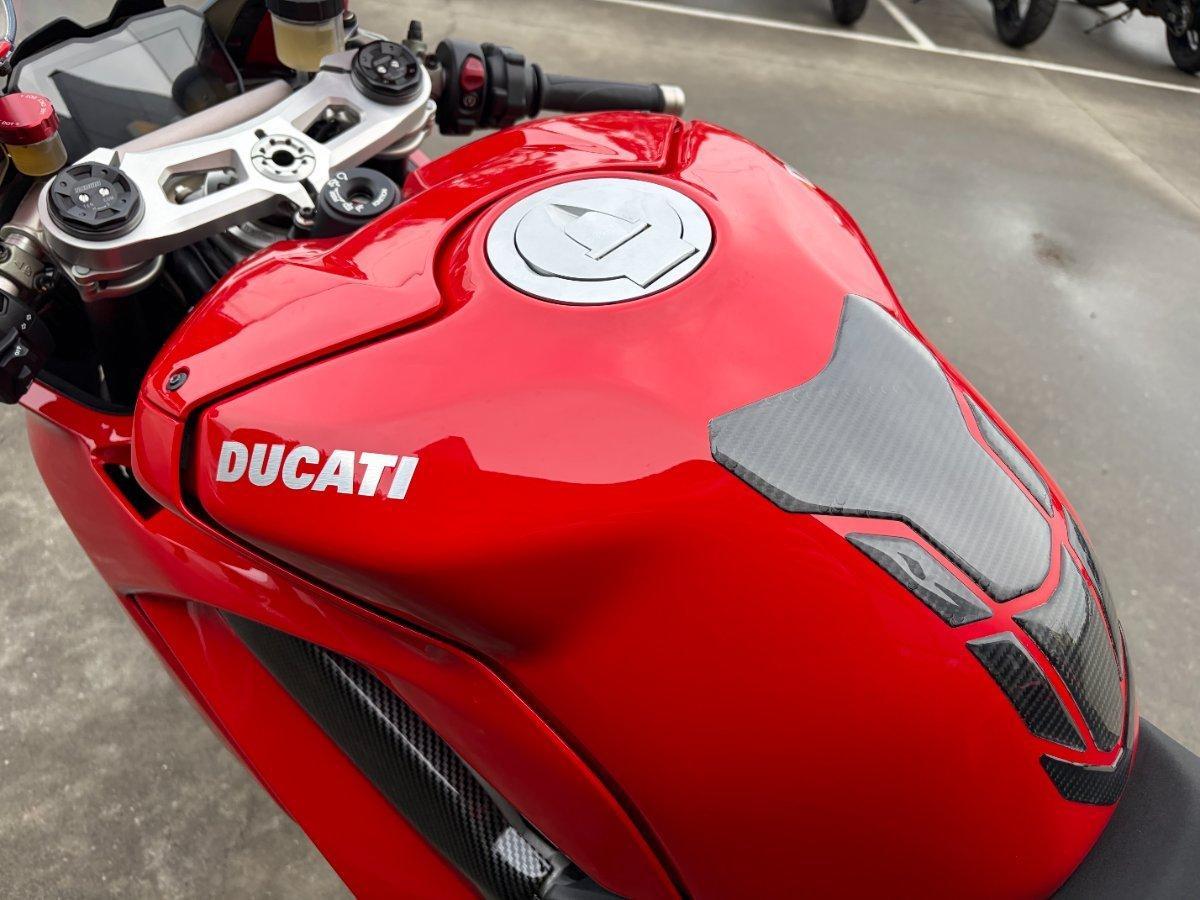 2019 DUCATI PANIGALE V4 SPORTS