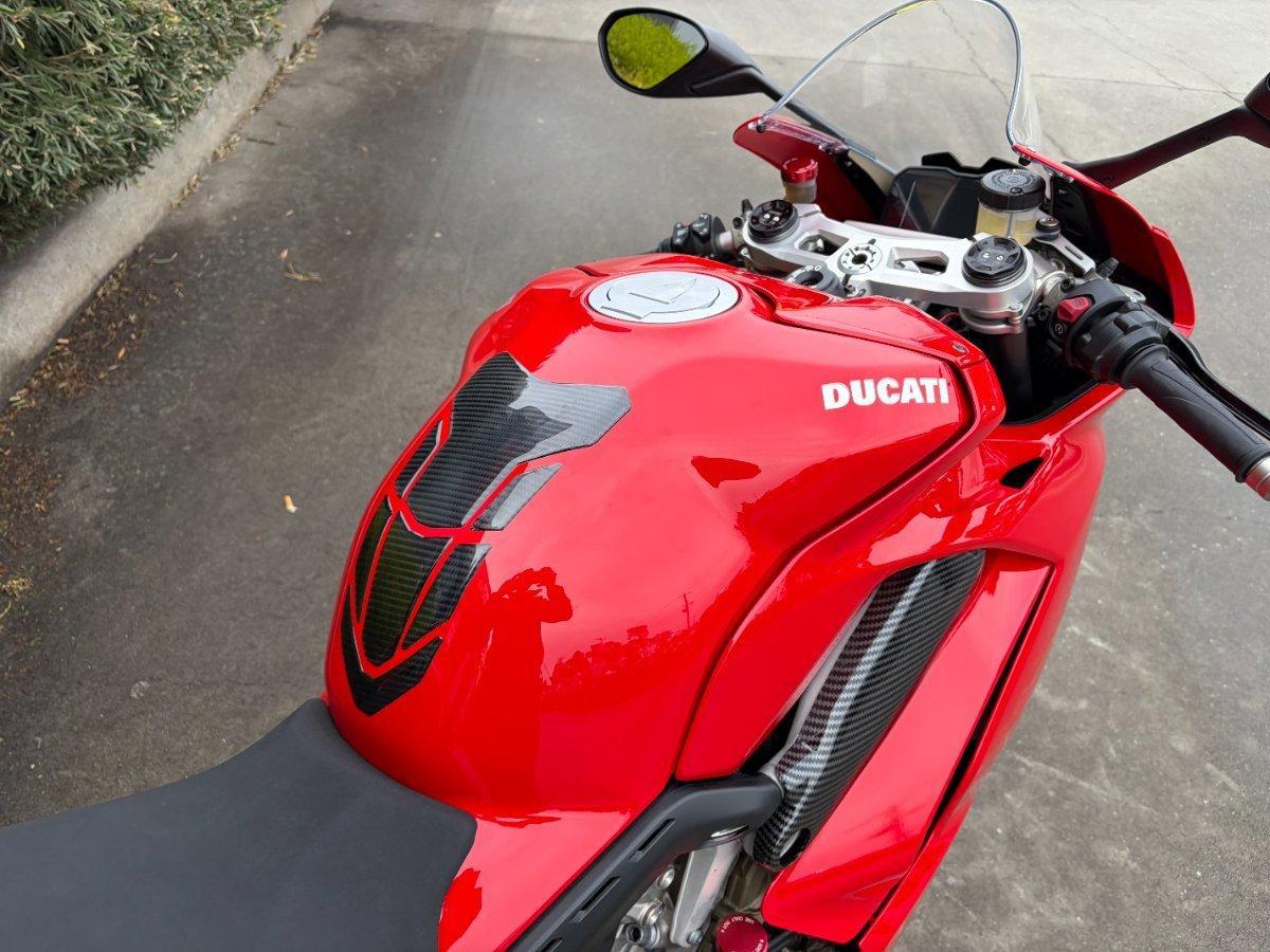 2019 DUCATI PANIGALE V4 SPORTS