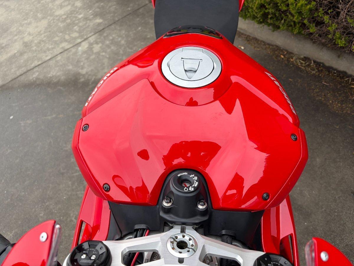 2019 DUCATI PANIGALE V4 SPORTS