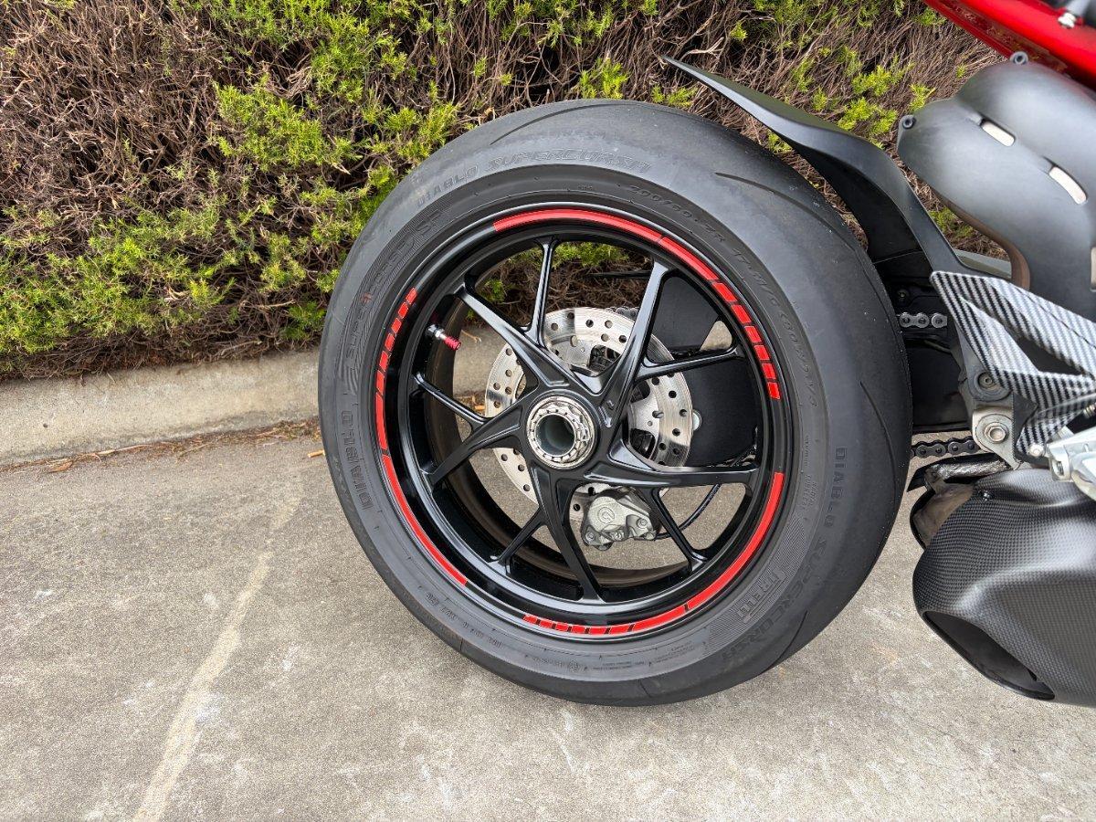 2019 DUCATI PANIGALE V4 SPORTS