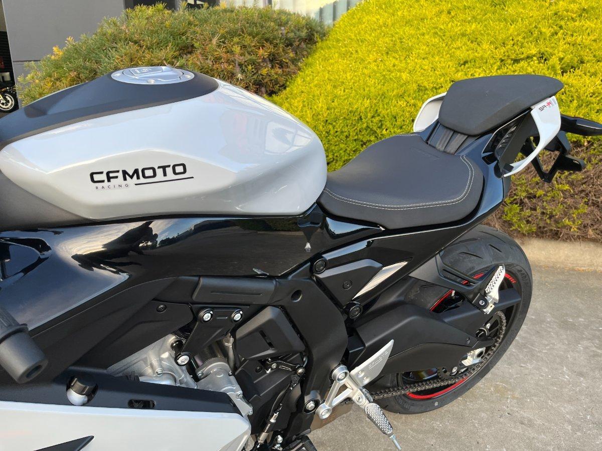 2026 CF MOTO 675 SR-R SPORTS