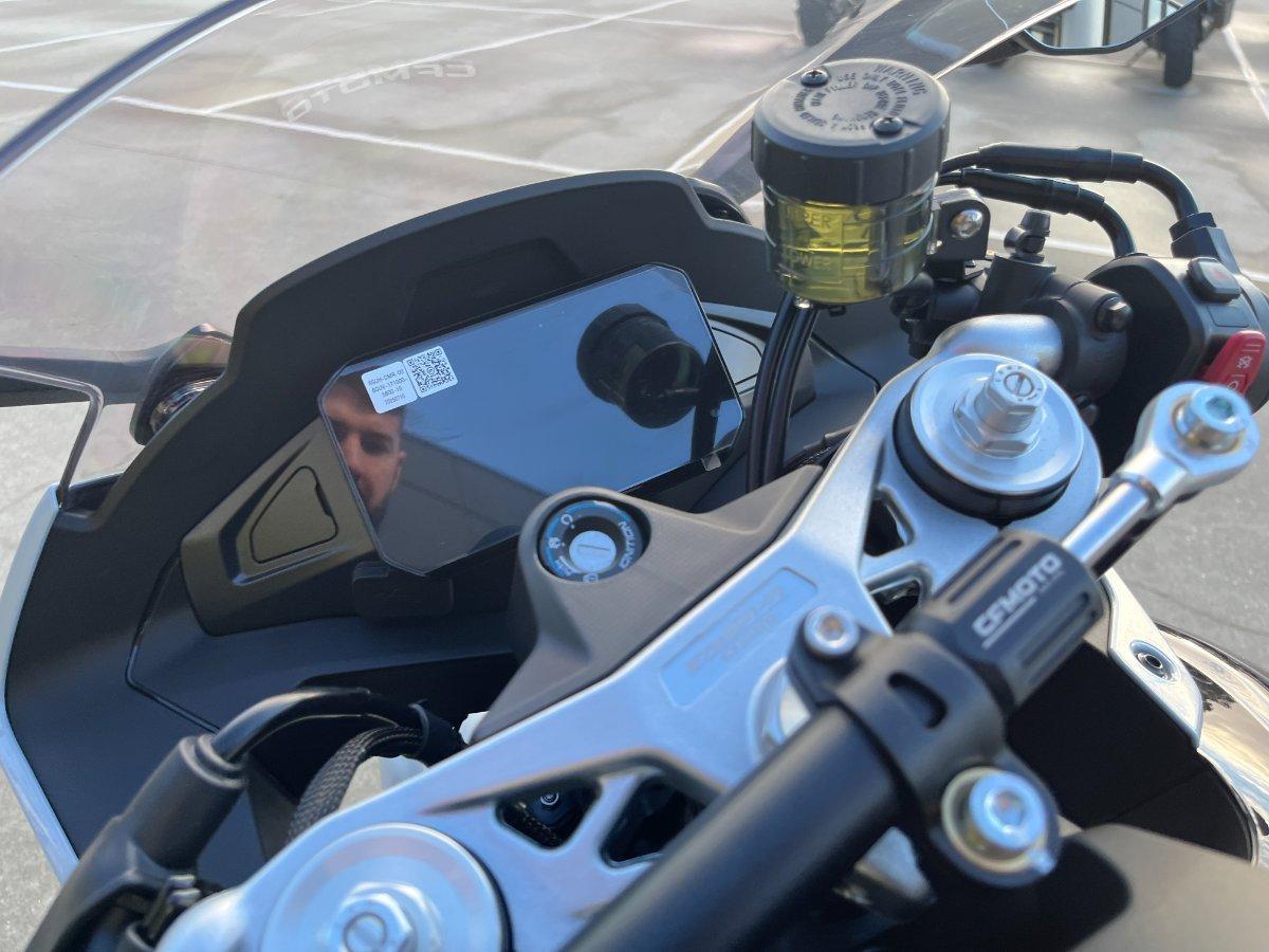 2026 CF MOTO 675 SR-R SPORTS