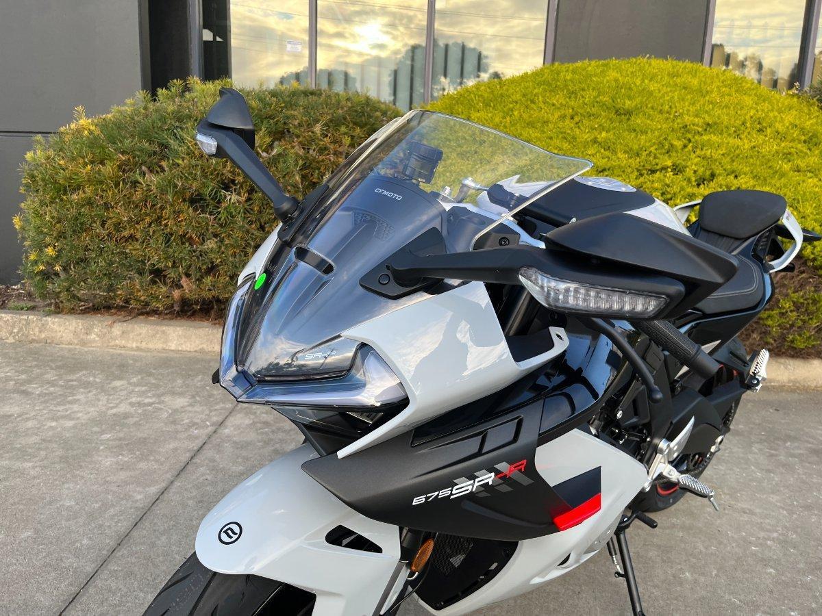 2026 CF MOTO 675 SR-R SPORTS