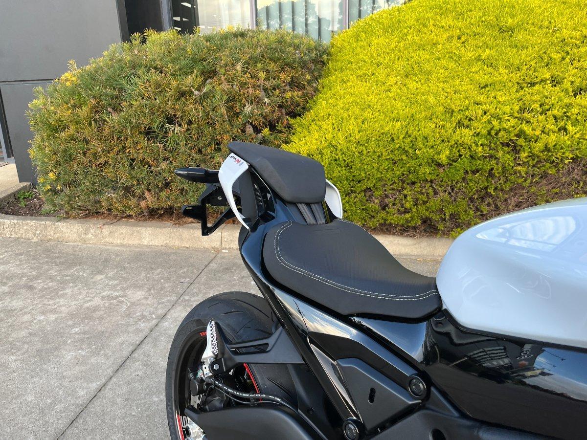 2026 CF MOTO 675 SR-R SPORTS