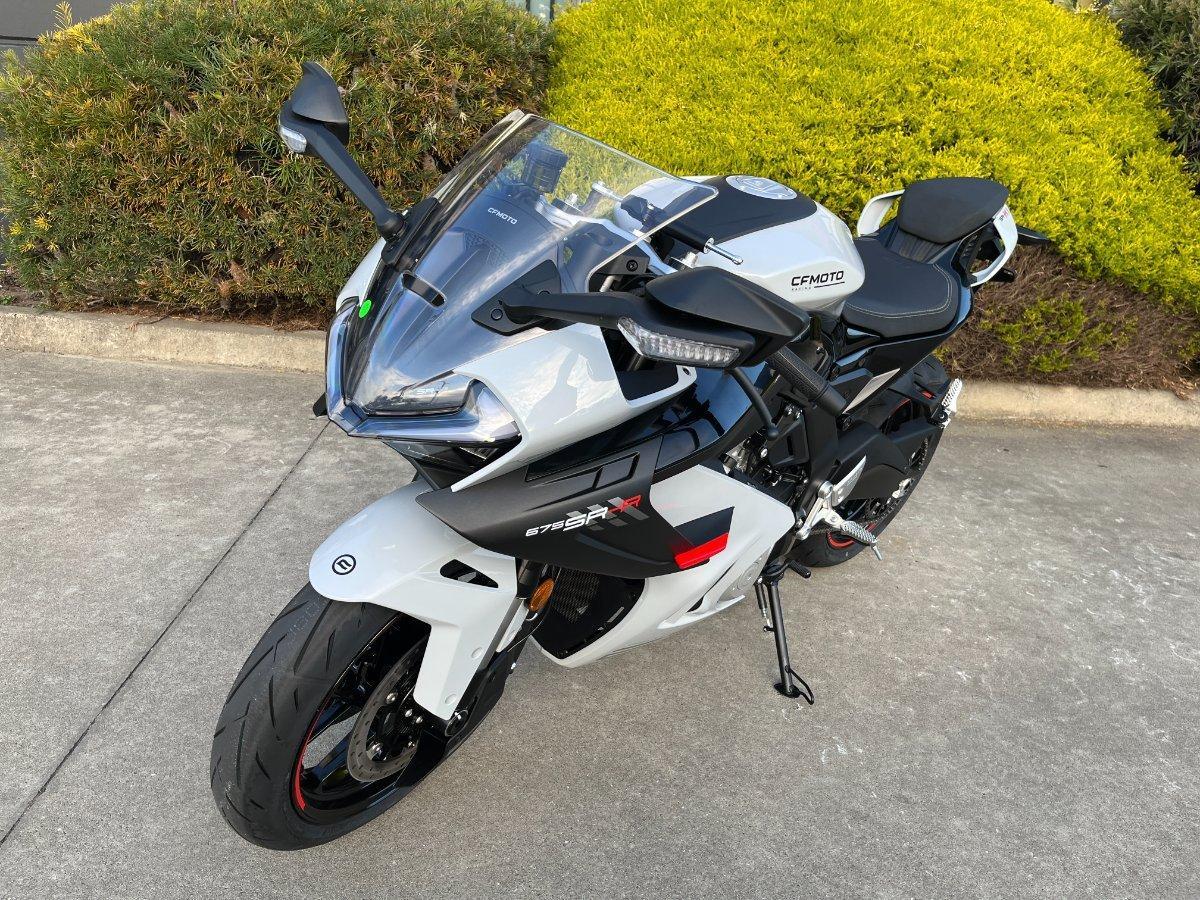 2026 CF MOTO 675 SR-R SPORTS