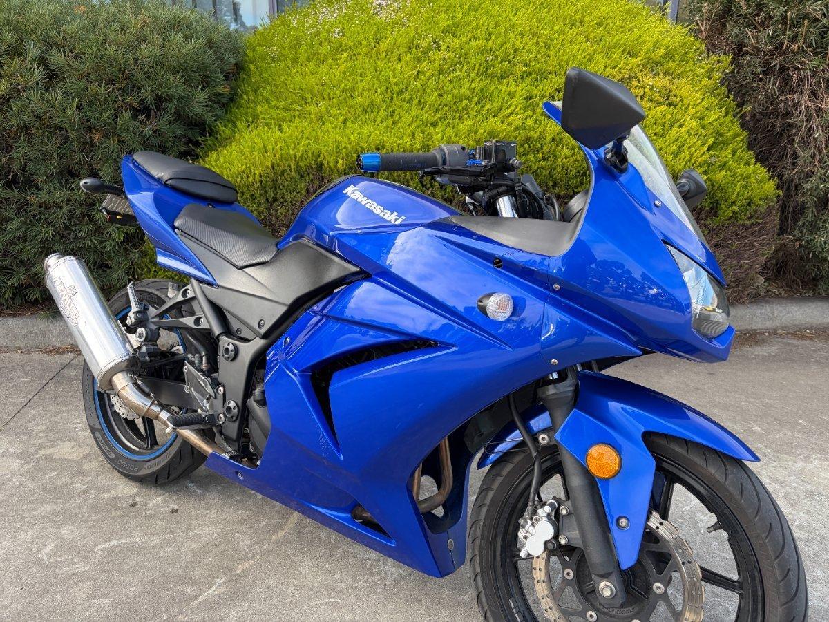 2009 KAWASAKI NINJA 250R SE (EX250J) SPORTS