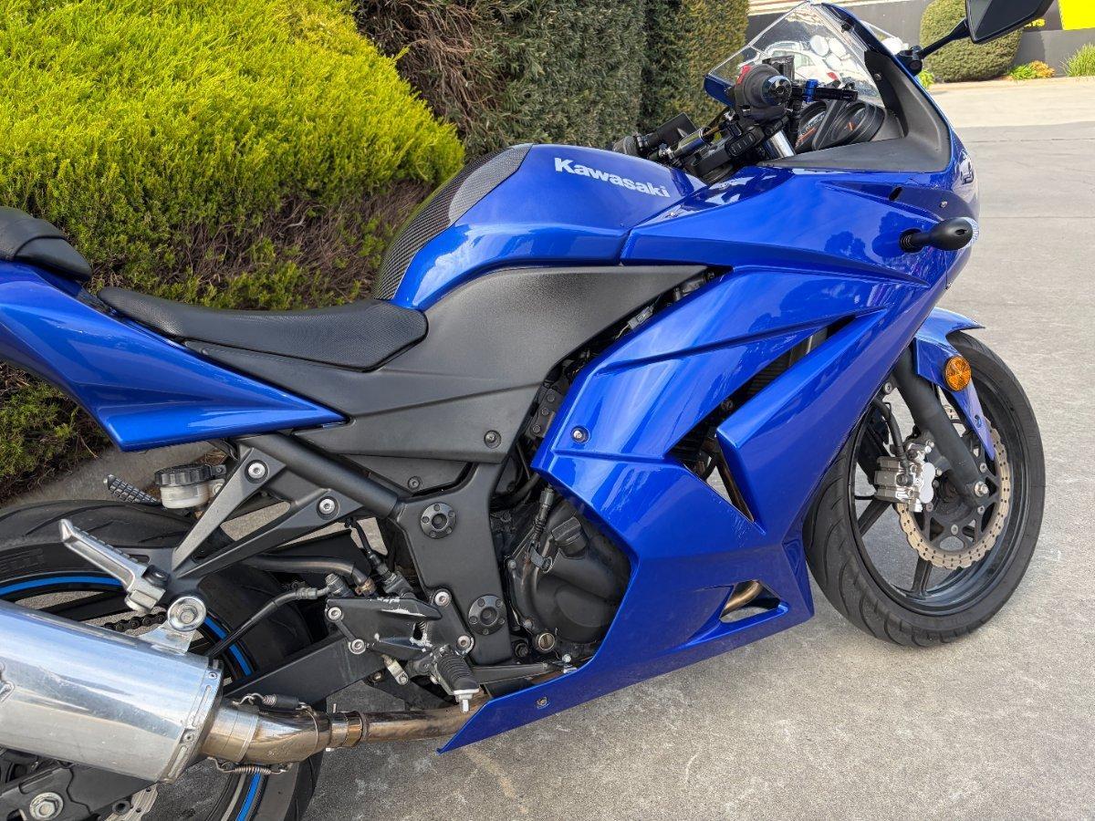 2009 KAWASAKI NINJA 250R SE (EX250J) SPORTS