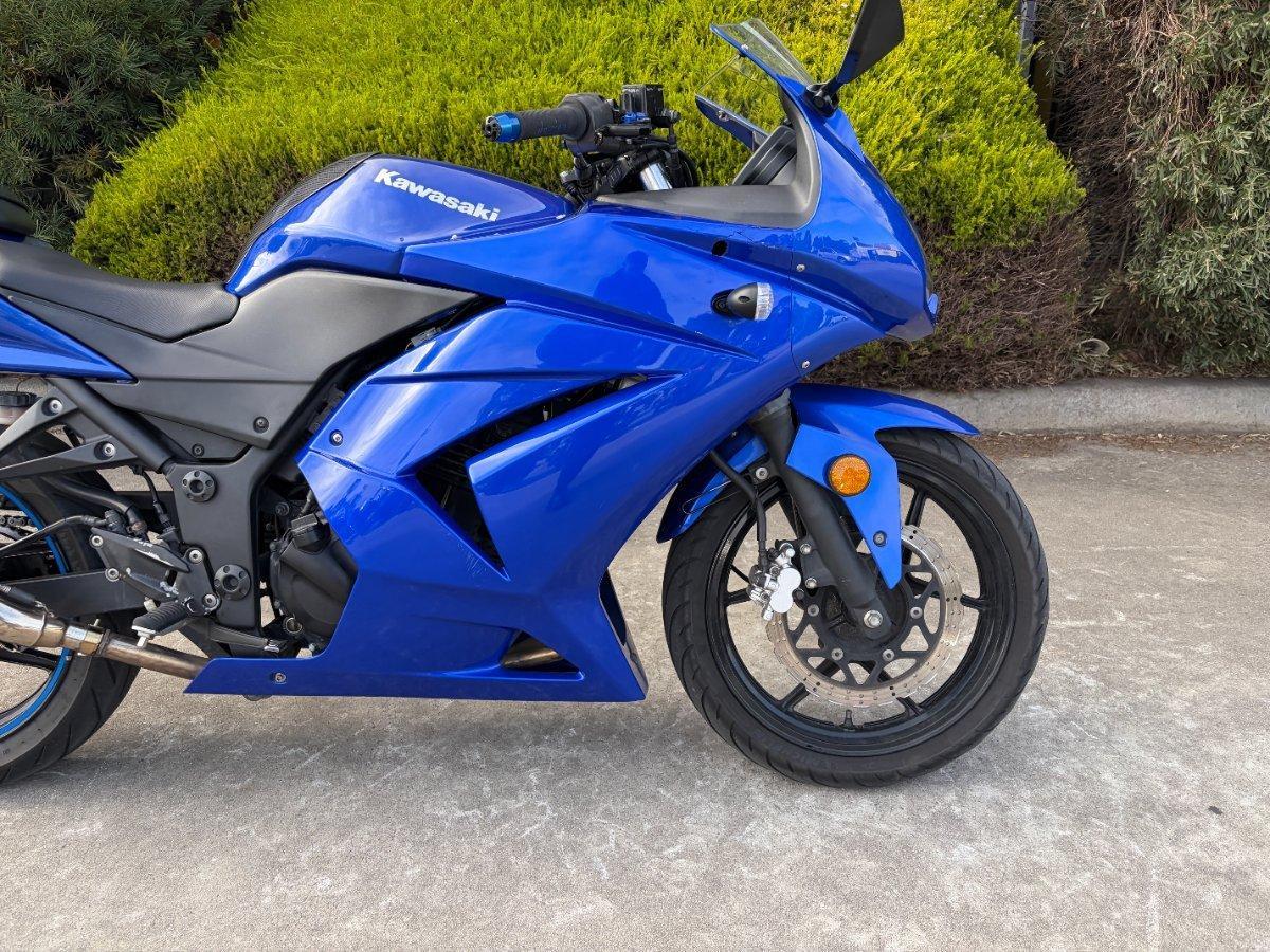 2009 KAWASAKI NINJA 250R SE (EX250J) SPORTS