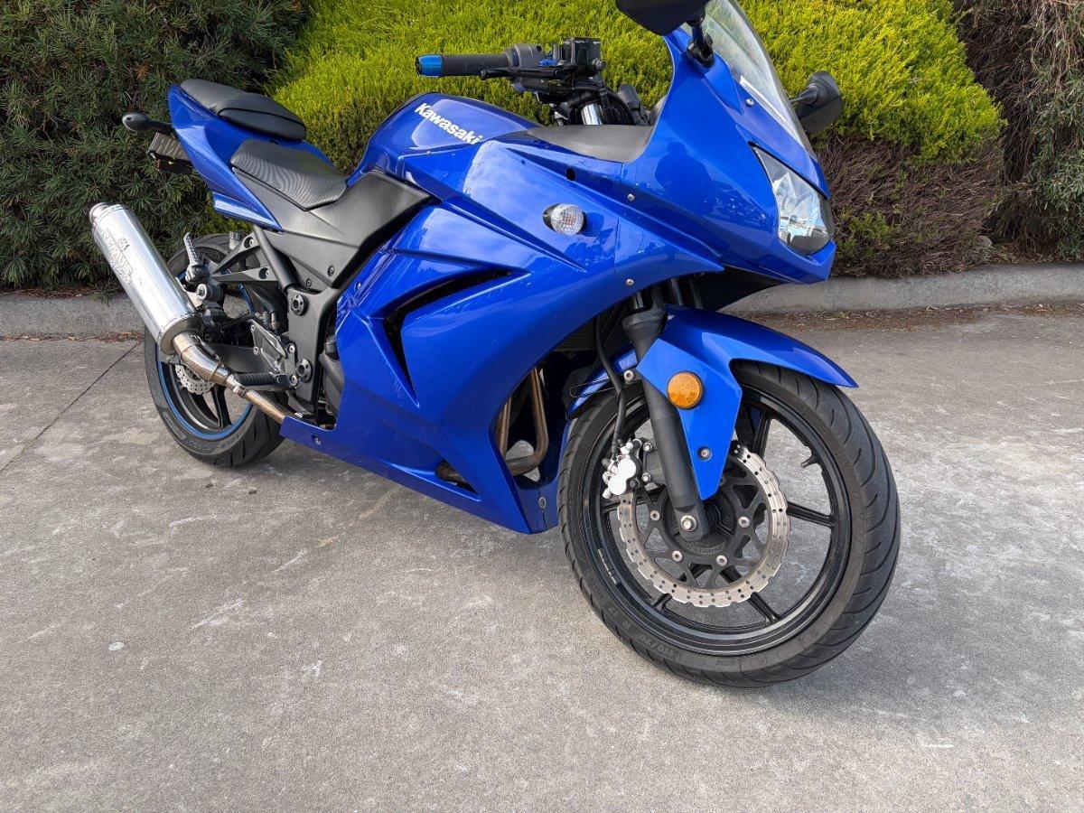 2009 KAWASAKI NINJA 250R SE (EX250J) SPORTS