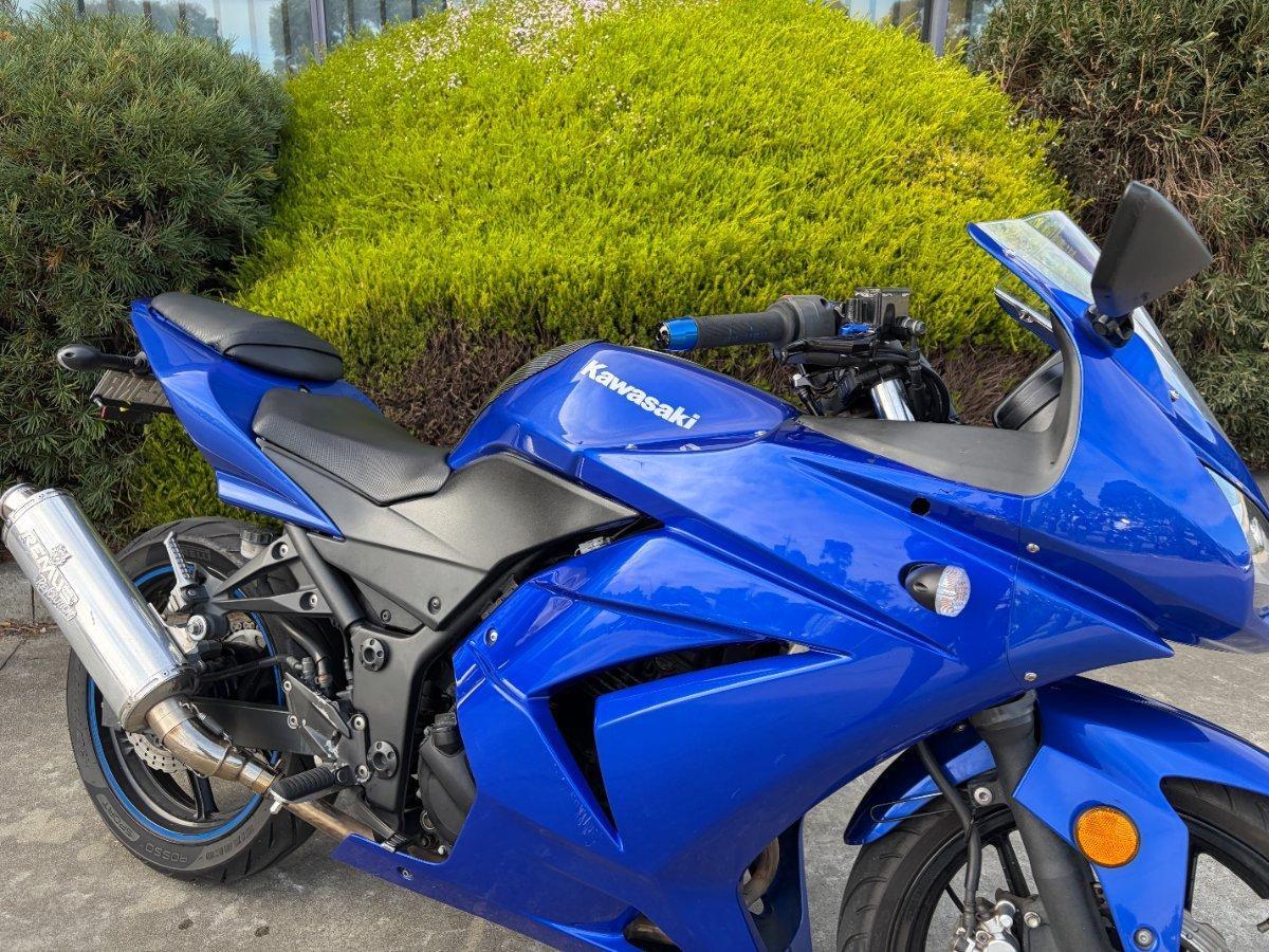 2009 KAWASAKI NINJA 250R SE (EX250J) SPORTS