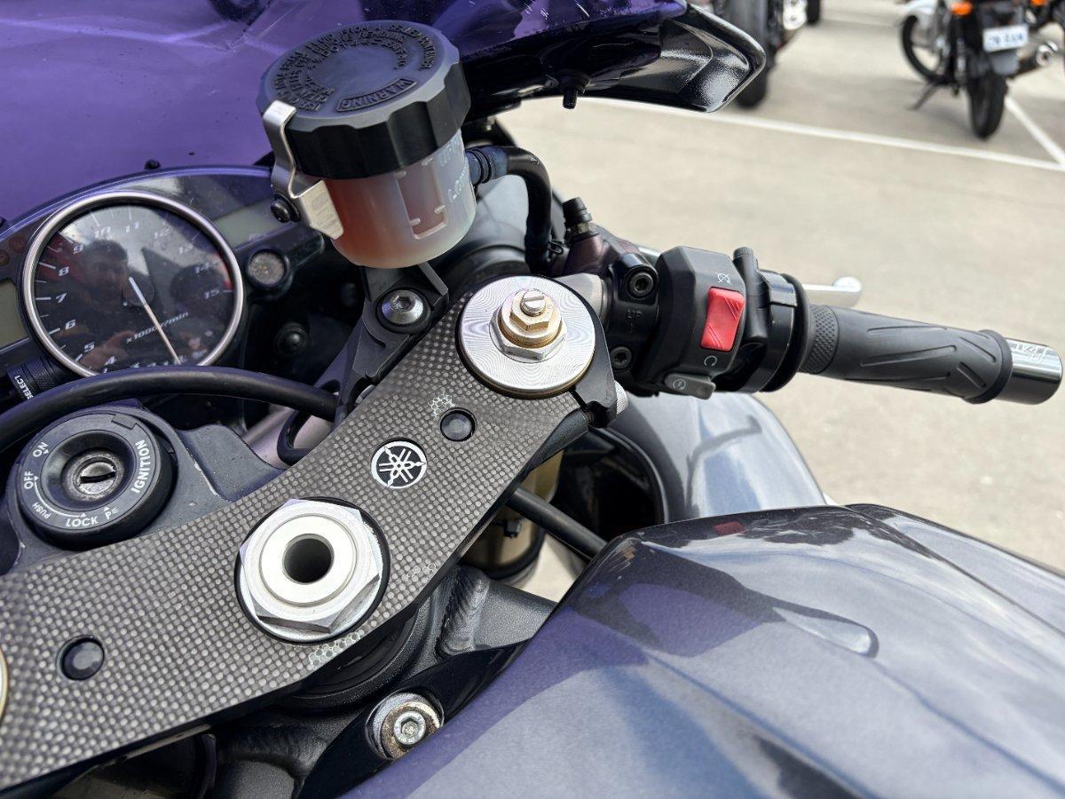 2004 YAMAHA YZF-R1 SPORTS