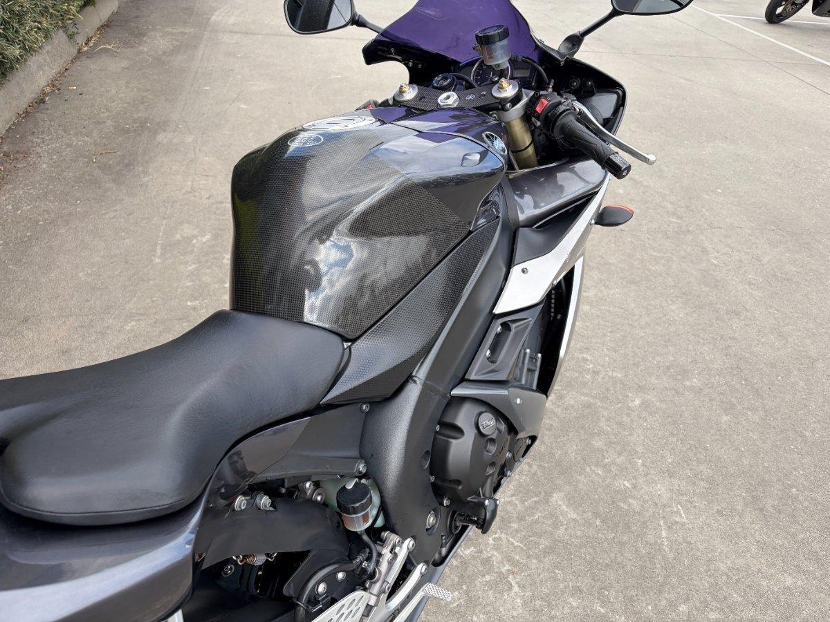 2004 YAMAHA YZF-R1 SPORTS