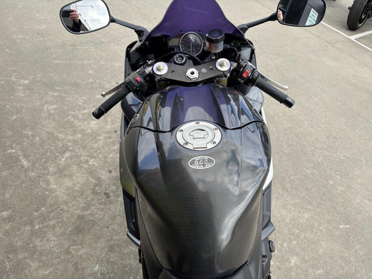 2004 YAMAHA YZF-R1 SPORTS