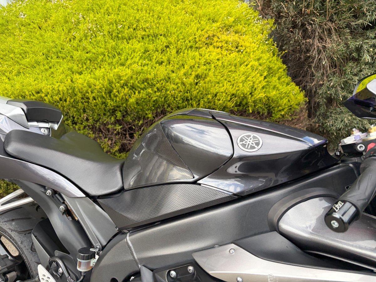 2004 YAMAHA YZF-R1 SPORTS