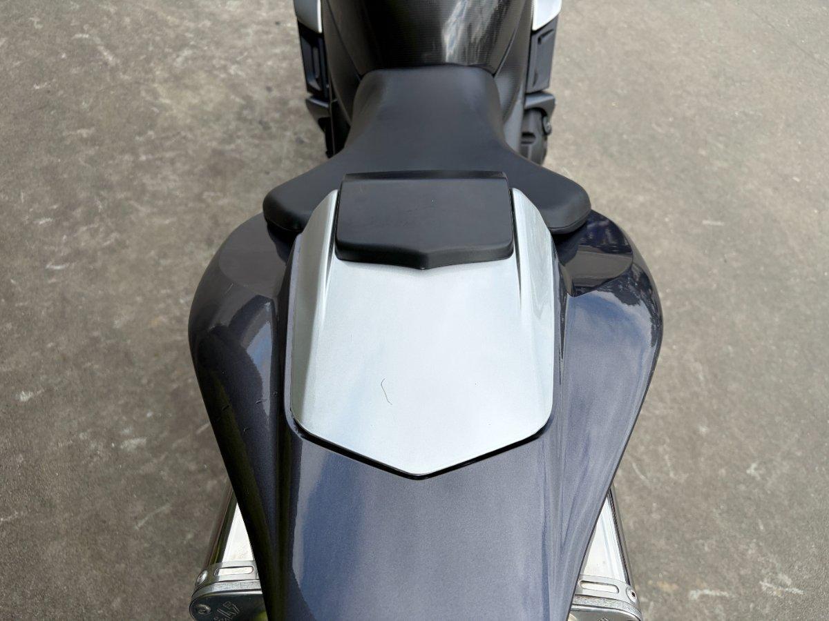 2004 YAMAHA YZF-R1 SPORTS